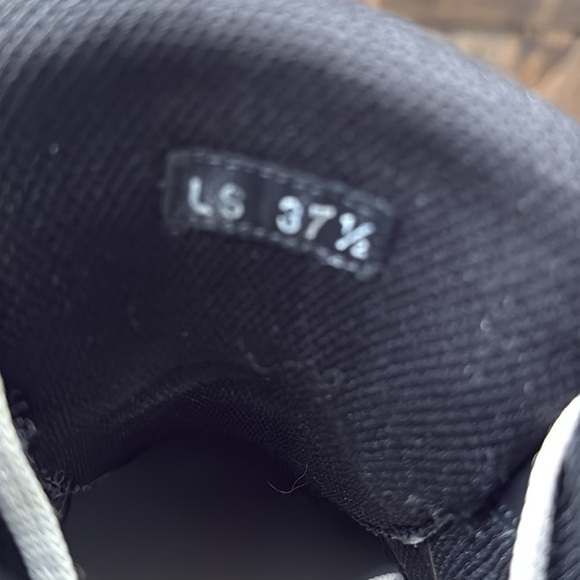 CHRISTIAN DIOR D Player High-Top Sneakers - Picture 7 of 15